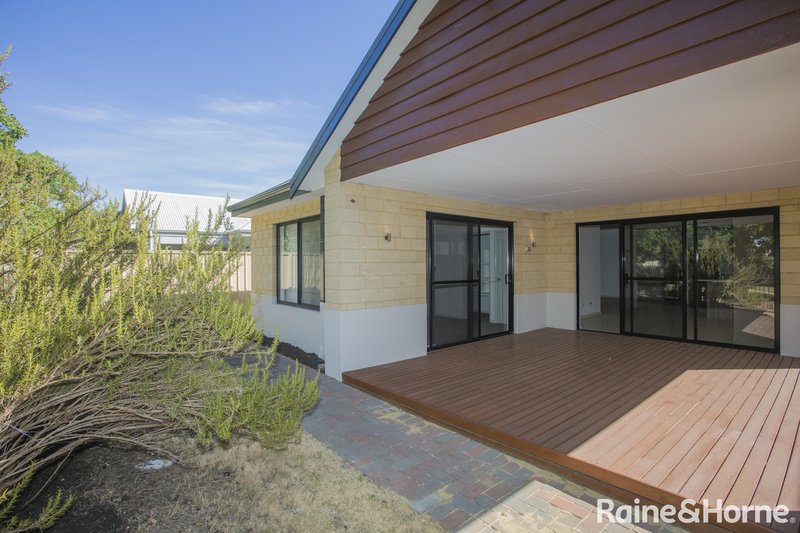 Photo - 8 Laverstock Street, South Guildford WA 6055 - Image 21