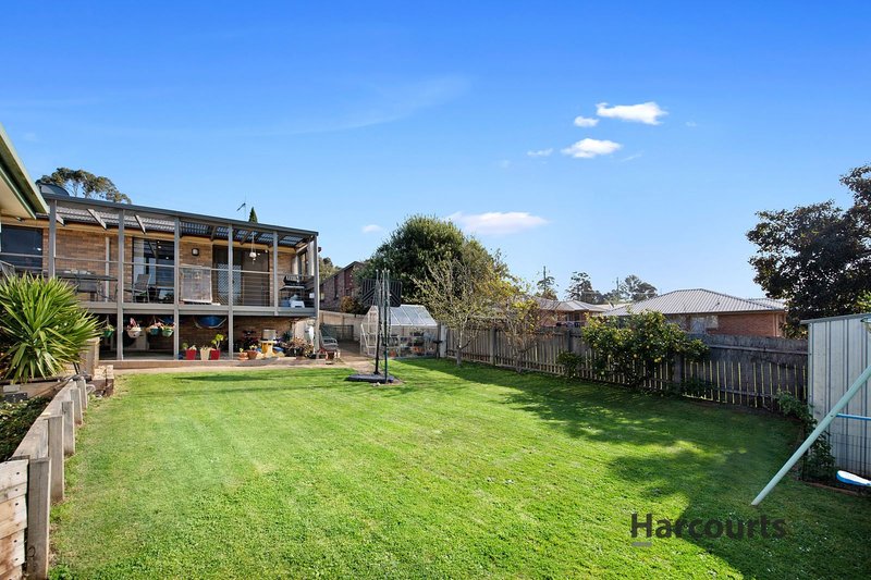 Photo - 8 Lawrence Drive, Devonport TAS 7310 - Image 13