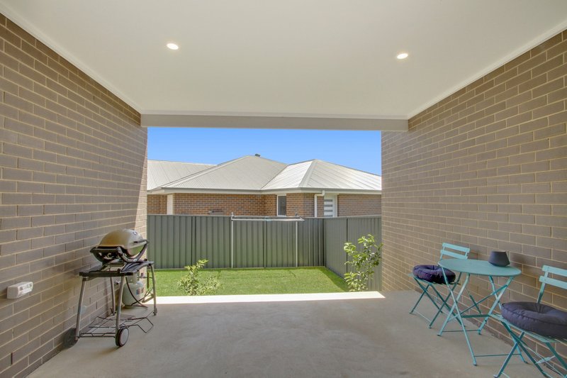 Photo - 8 Ledger Street, Goulburn NSW 2580 - Image 11