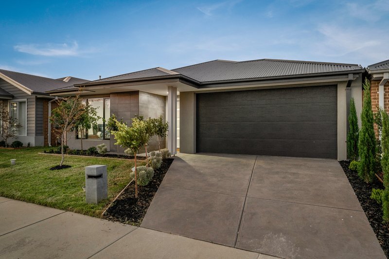 Photo - 8 Leeson Street, Officer South VIC 3809 - Image 2