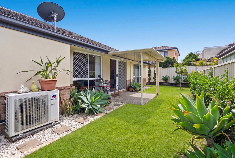 Photo - 8 Leighanne Crescent, Arundel QLD 4214 - Image 13