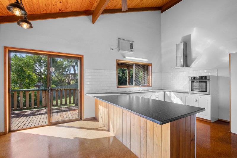 Photo - 8 Leith Place, Tewantin QLD 4565 - Image 4