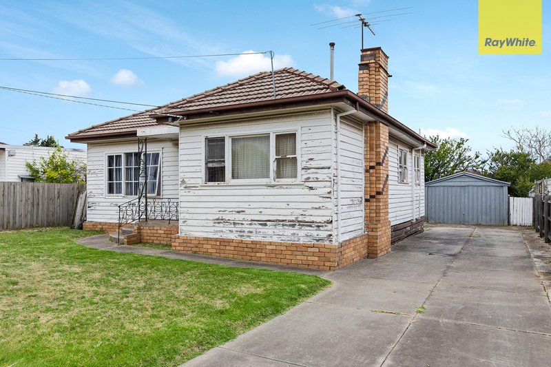 8 Leonard Avenue, St Albans VIC 3021