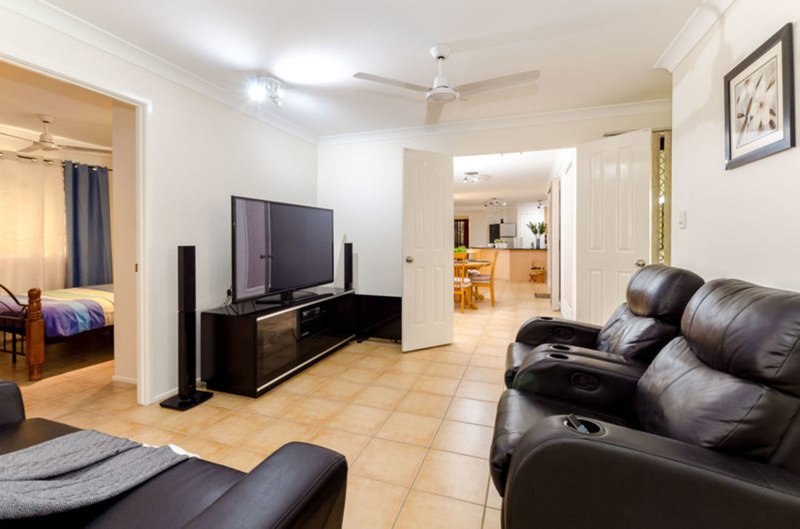 Photo - 8 Leonie Court, New Auckland QLD 4680 - Image 10