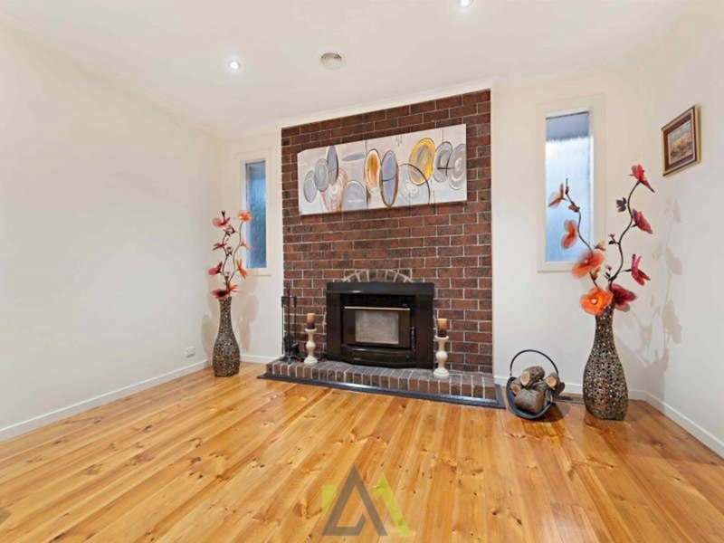 Photo - 8 Lerwick Court, Frankston VIC 3199 - Image 6