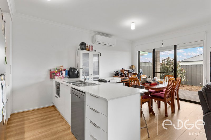 Photo - 8 Levidi Court, Davoren Park SA 5113 - Image 9