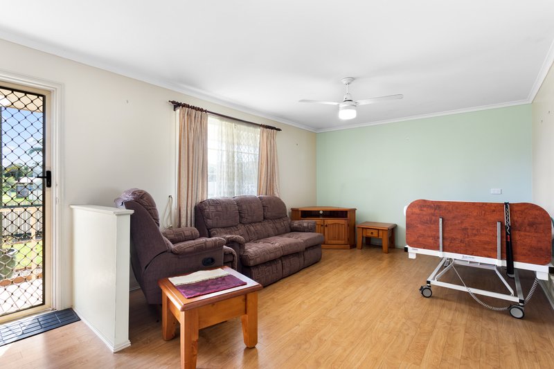 Photo - 8 Leyland Avenue, Deception Bay QLD 4508 - Image 2