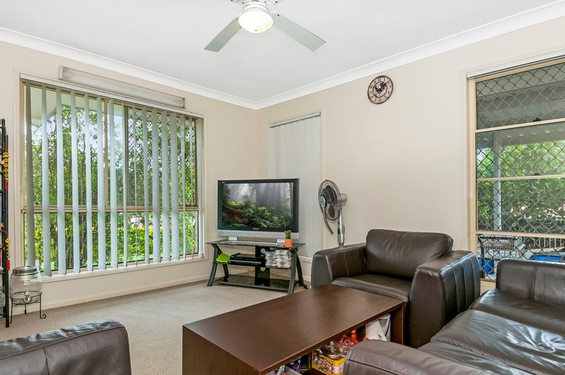 Photo - 8 Lifestyle Close, Waterford West QLD 4133 - Image 3