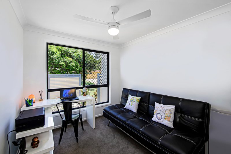 Photo - 8 Lilac Crescent, Currimundi QLD 4551 - Image 14