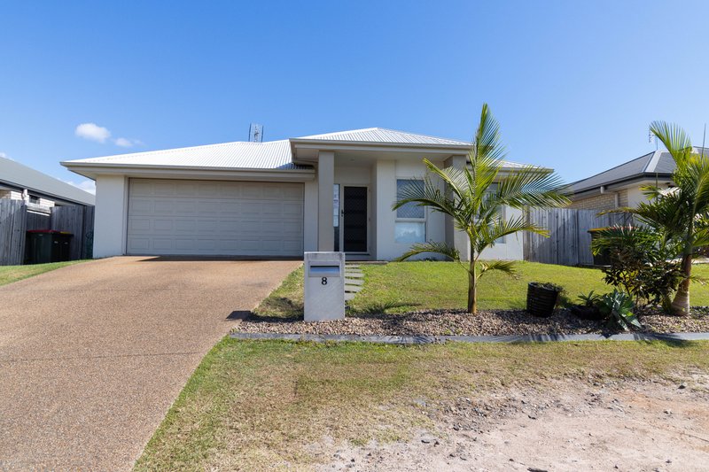 8 Lillee Court, Urangan QLD 4655