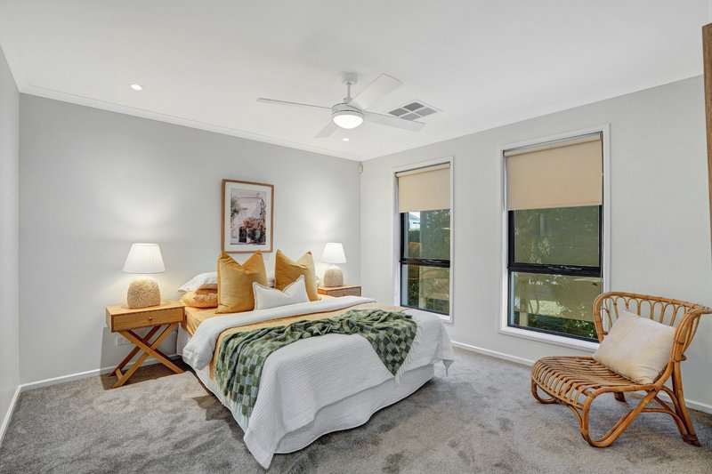 Photo - 8 Lime Court, Munno Para West SA 5115 - Image 2