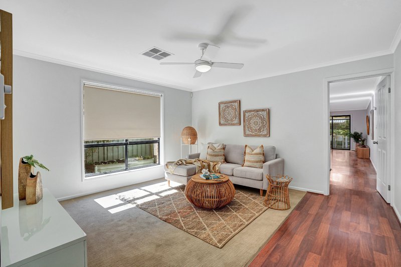 Photo - 8 Lime Court, Munno Para West SA 5115 - Image 5