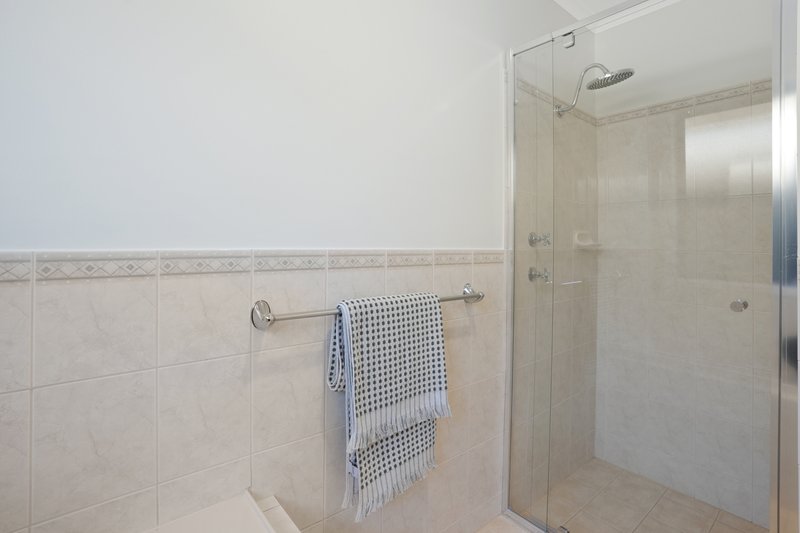 Photo - 8 Lime Court, Munno Para West SA 5115 - Image 12