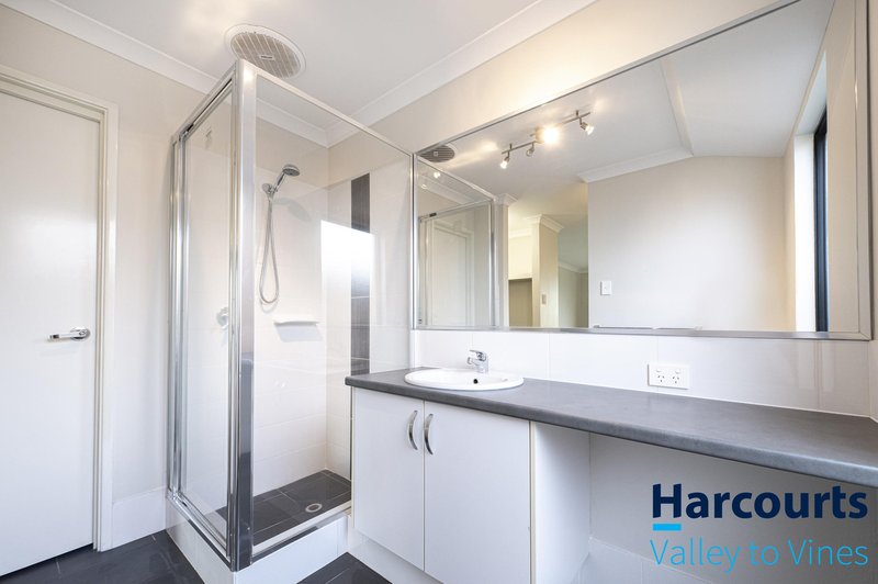 Photo - 8 Linacre Road, Bullsbrook WA 6084 - Image 7