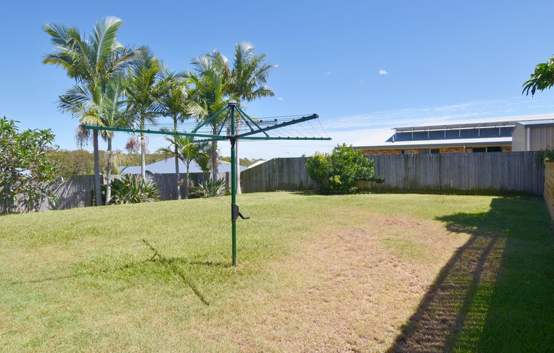 Photo - 8 Linhow Crescent, Clinton QLD 4680 - Image 13