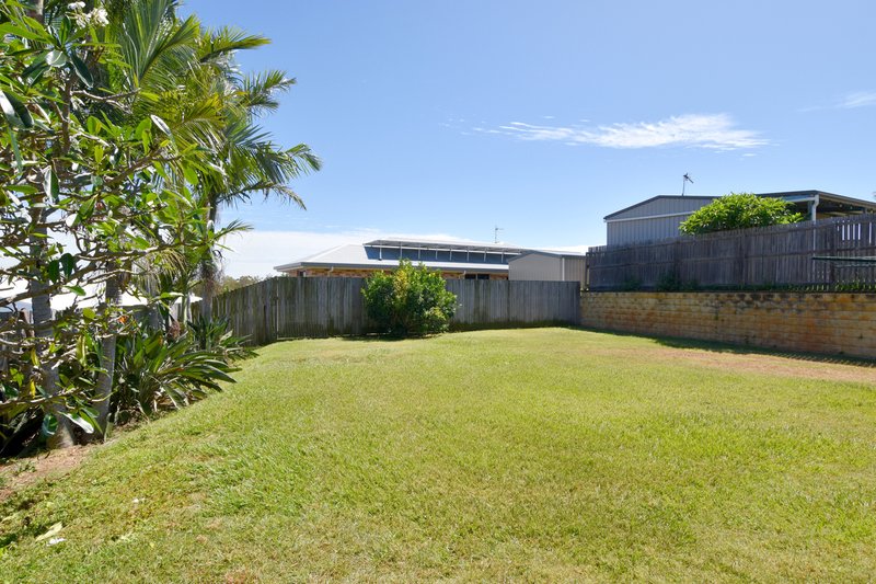 Photo - 8 Linhow Crescent, Clinton QLD 4680 - Image 14