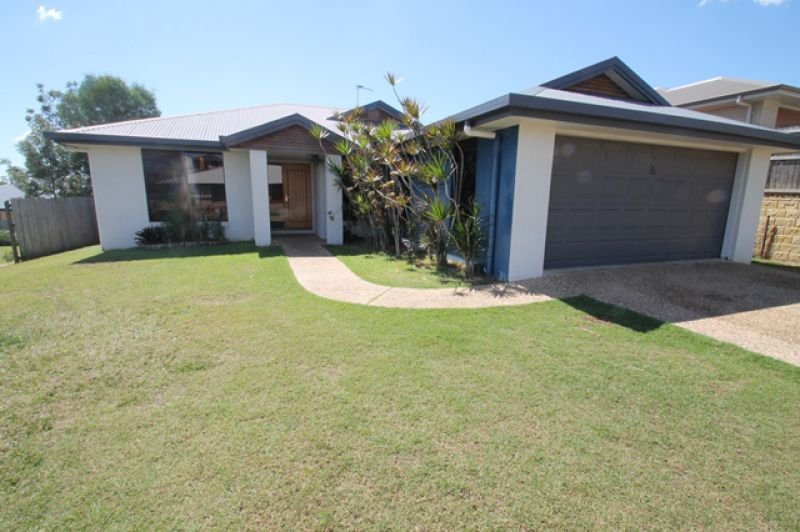 Photo - 8 Linhow Crescent, Clinton QLD 4680 - Image