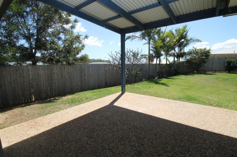 Photo - 8 Linhow Crescent, Clinton QLD 4680 - Image 10