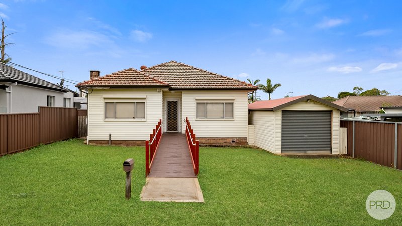 8 Linwood Street, Guildford West NSW 2161