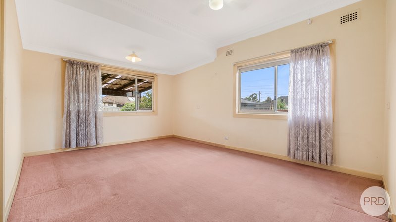 Photo - 8 Linwood Street, Guildford West NSW 2161 - Image 4