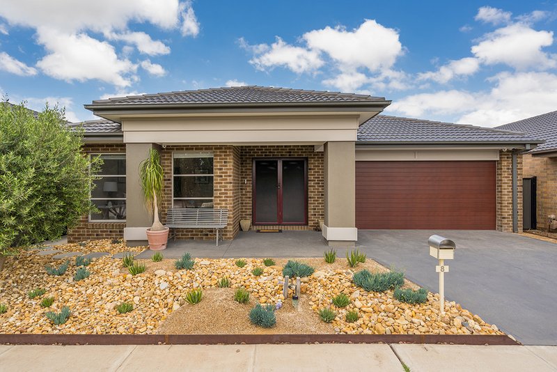 8 Lion Chase, Craigieburn VIC 3064