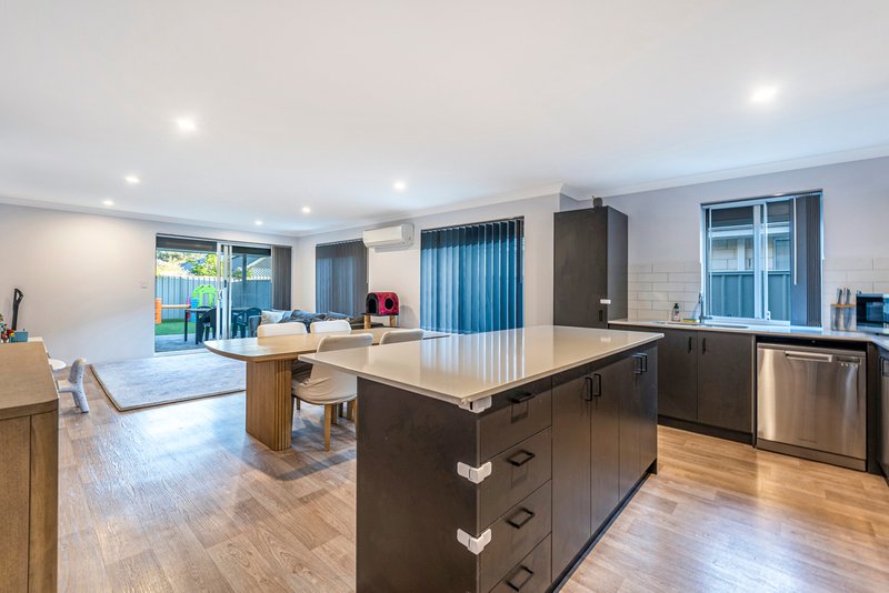Photo - 8 Lipizzaner Road, Byford WA 6122 - Image 7