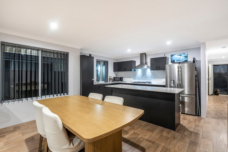 Photo - 8 Lipizzaner Road, Byford WA 6122 - Image 10