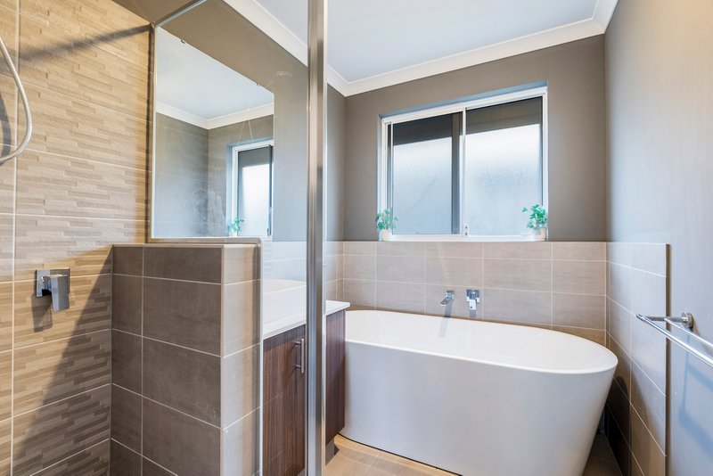 Photo - 8 Lipizzaner Road, Byford WA 6122 - Image 15