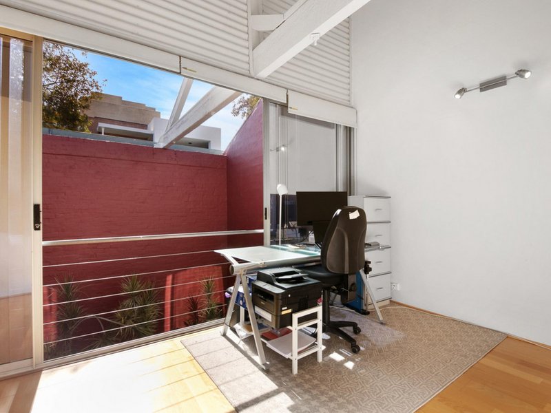 Photo - 8 Little Brown Street, East Perth WA 6004 - Image 14