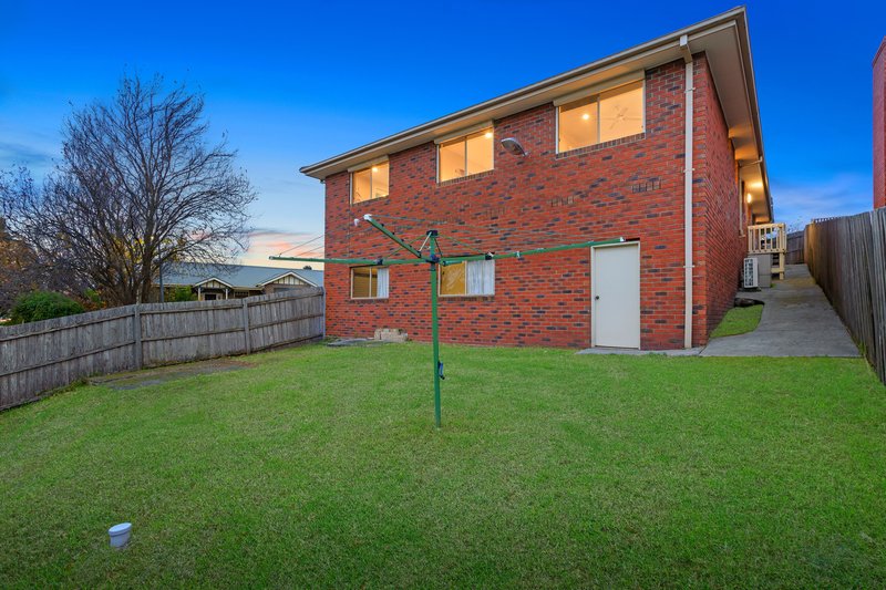 Photo - 8 Lobelia Court, South Morang VIC 3752 - Image 12