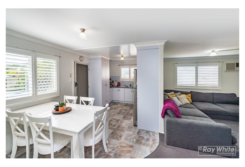 Photo - 8 Locke Street, Kawana QLD 4701 - Image 11