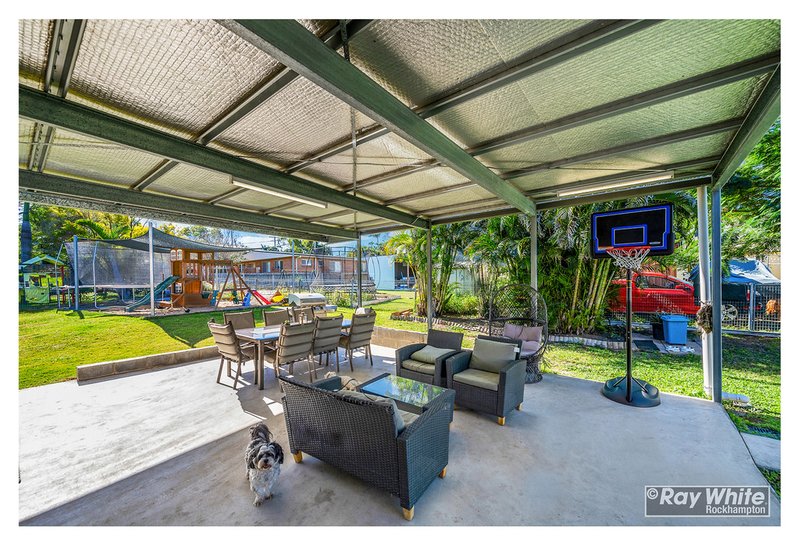 Photo - 8 Locke Street, Kawana QLD 4701 - Image 17