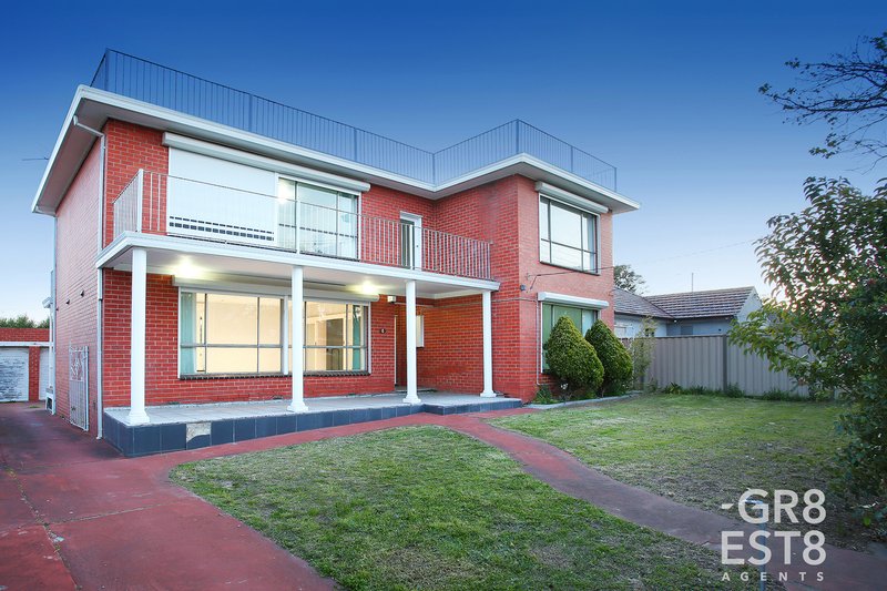 8 Lockington Crescent, Dandenong VIC 3175