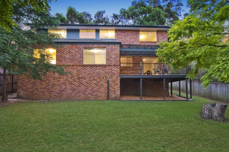 Photo - 8 Lomandra Circuit, Castle Hill NSW 2154 - Image 6