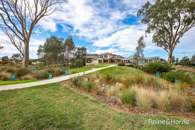 Photo - 8 Longtan Avenue, Sunbury VIC 3429 - Image 24