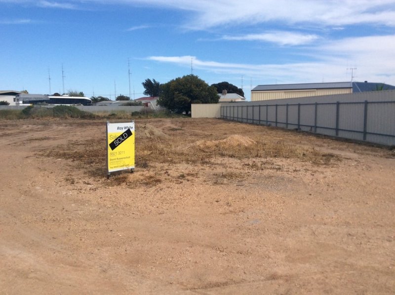 8 (Lot 124) Deer Court, Wallaroo SA 5556