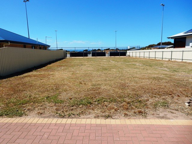 Photo - 8 (Lot 4) Blue Crab Court, Ardrossan SA 5571 - Image 2