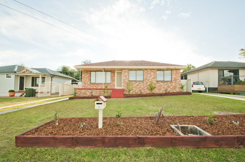 8 Louise Street, Dapto NSW 2530