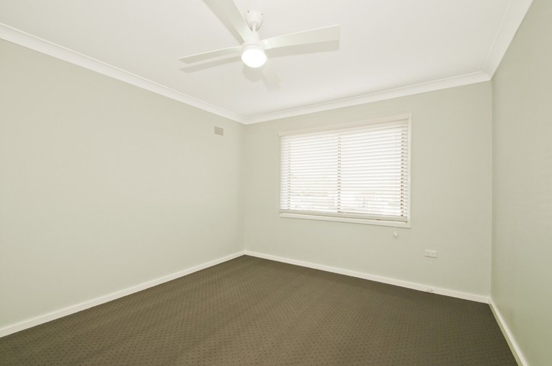 Photo - 8 Louise Street, Dapto NSW 2530 - Image 7