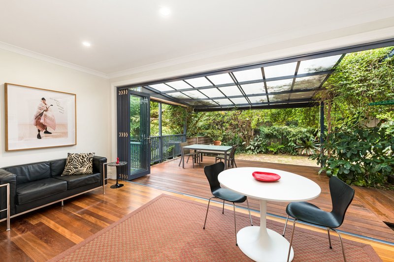 Photo - 8 Lower Spofforth Walk, Cremorne Point NSW 2090 - Image 4