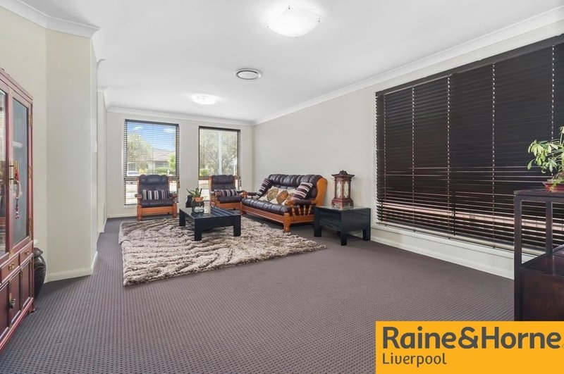 Photo - 8 Lucas Avenue, Moorebank NSW 2170 - Image 7