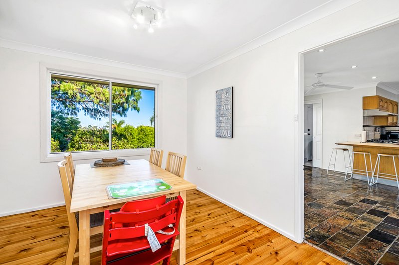 Photo - 8 Luculia Avenue, Baulkham Hills NSW 2153 - Image 6