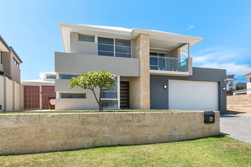 8 Lullworth Terrace, North Coogee WA 6163