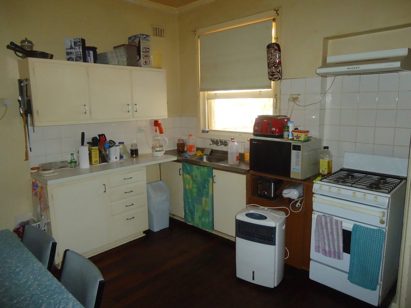 Photo - 8 Lydeamore Street, Port Pirie SA 5540 - Image 2