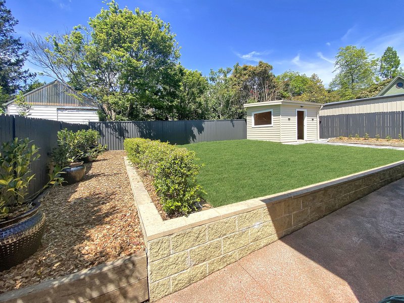 Photo - 8 Lyle Street, Wentworth Falls NSW 2782 - Image 5