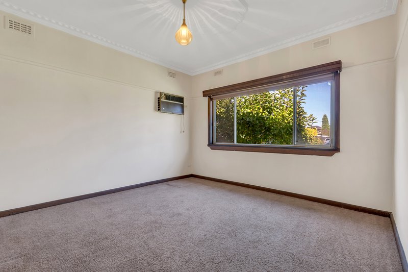 Photo - 8 Lynch Road, Fawkner VIC 3060 - Image 6