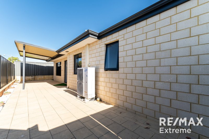 Photo - 8 Lyndley Road, Banksia Grove WA 6031 - Image 19