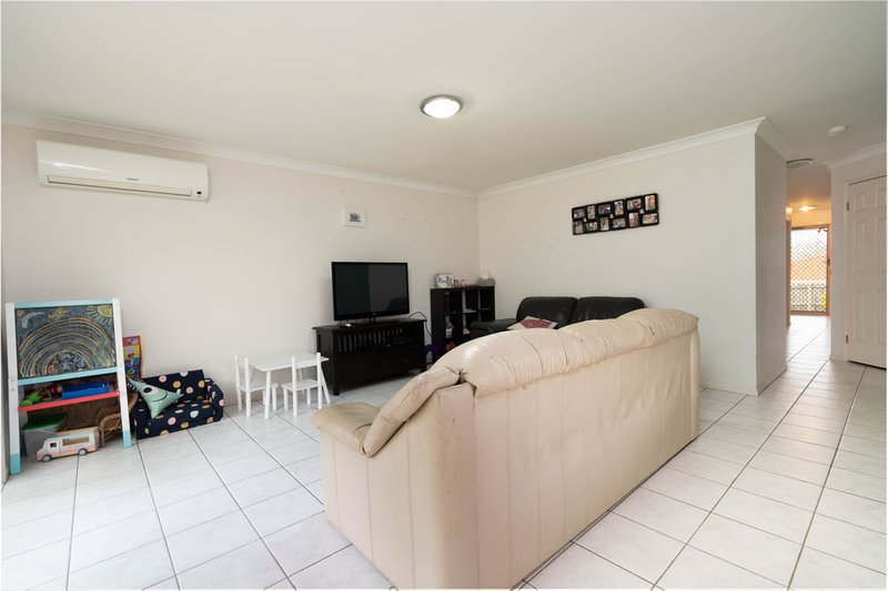 Photo - 8 Lyrebird Close, Doolandella QLD 4077 - Image 8