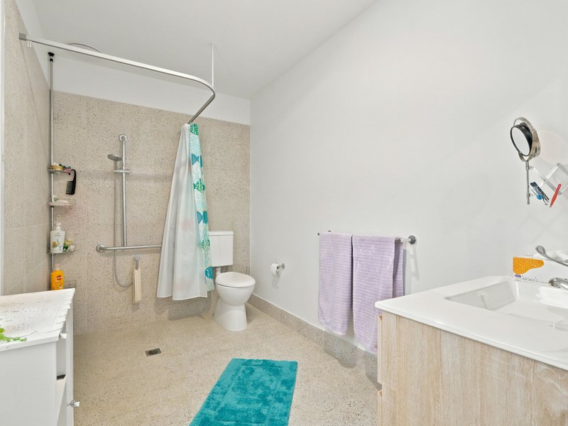 Photo - 8 Lytham Crescent, Midway Point TAS 7171 - Image 16