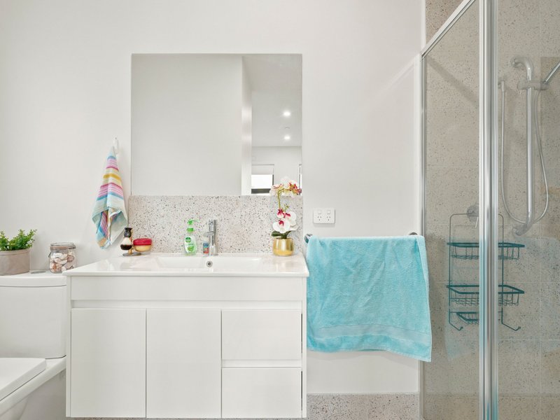 Photo - 8 Lytham Crescent, Midway Point TAS 7171 - Image 18